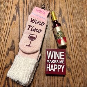 Pink 'Wine Time' Socks and Wine Decor Gift Set